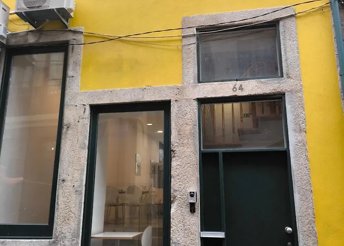 Clérigos Cinema Pensión