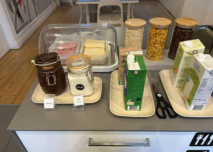 Clérigos Cinema Pensión Oporto