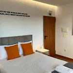 Clerigos Cinema בית הארחה פורטו
