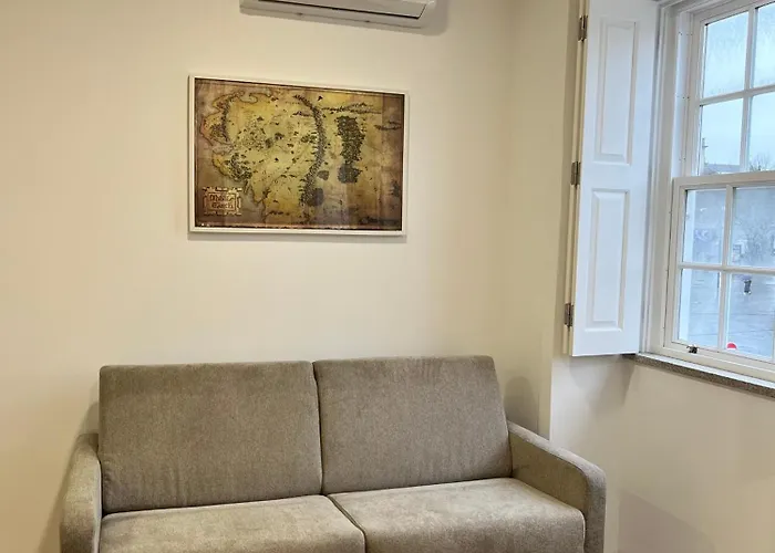 Clerigos Cinema Guest house 3*