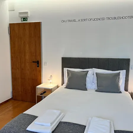 Clérigos Cinema 3* Oporto