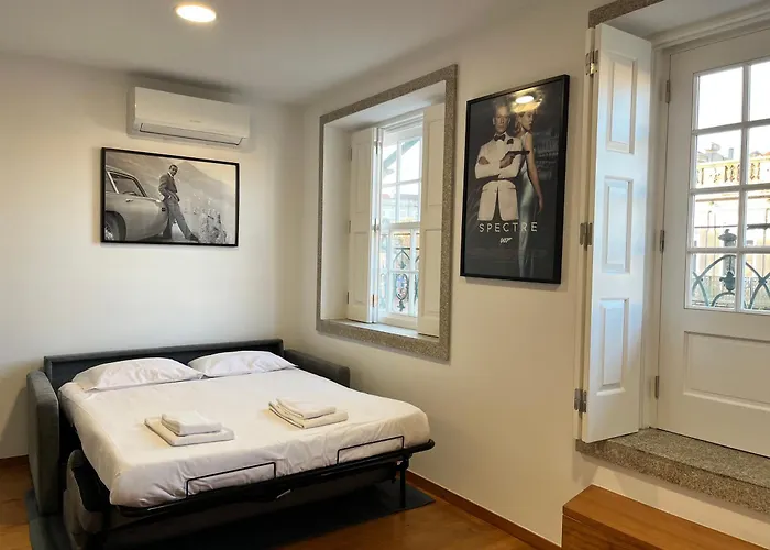 Clerigos Cinema 3* Porto