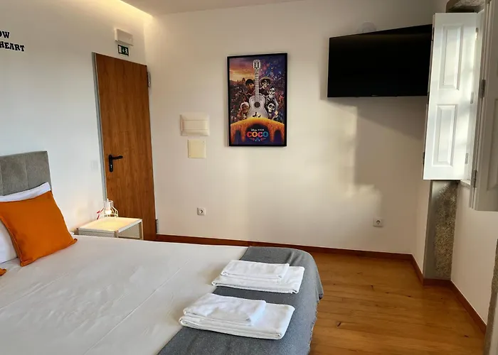 Clerigos Cinema 3* Porto